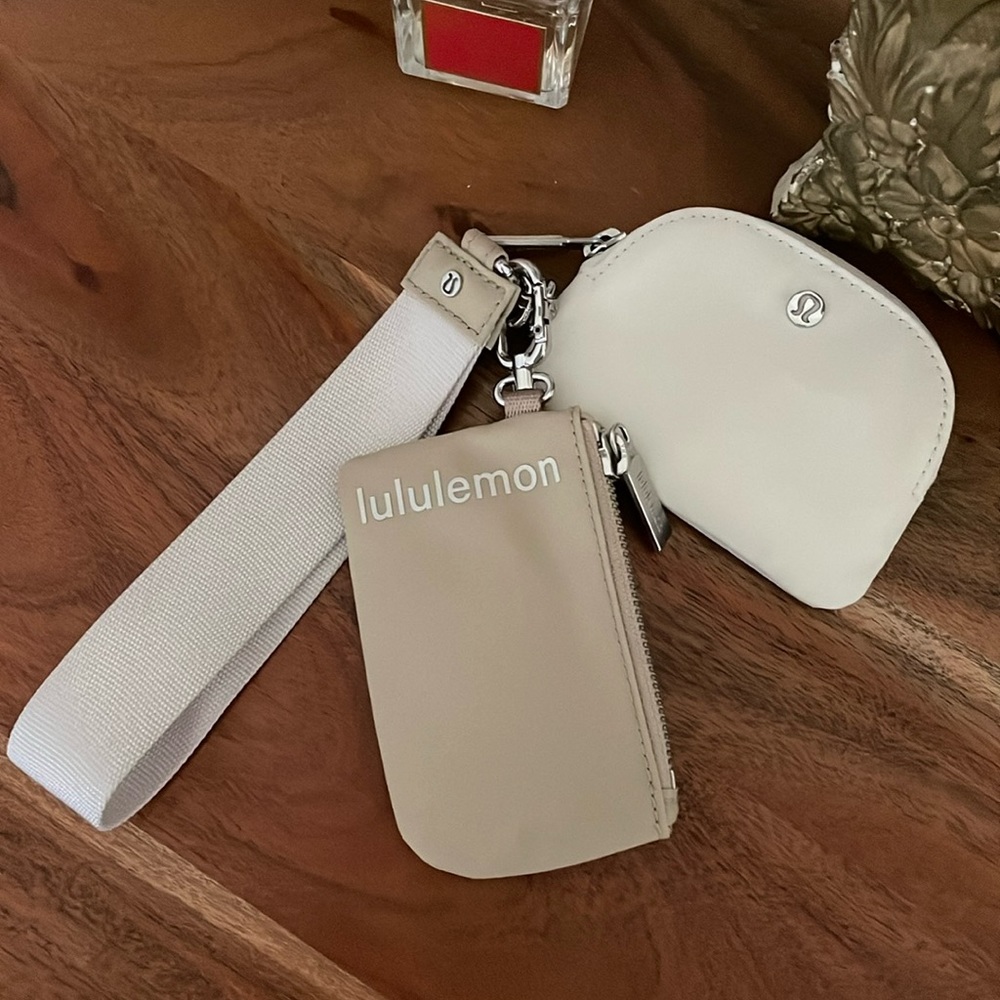 Lululemon dual pouch wristlet